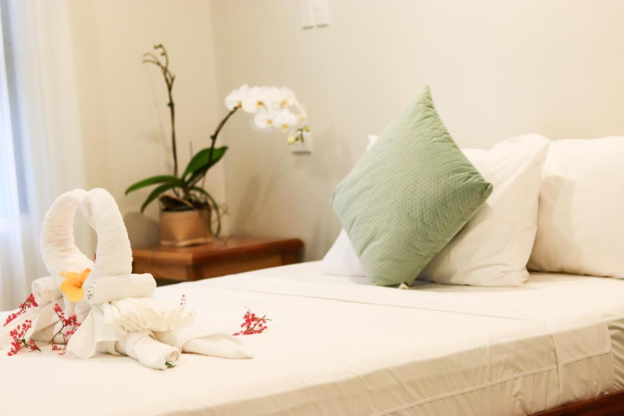 Josefina'S Tourist Inn บูซวงกา ภายนอก รูปภาพ
