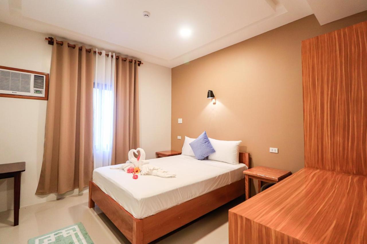 Josefina'S Tourist Inn บูซวงกา ภายนอก รูปภาพ
