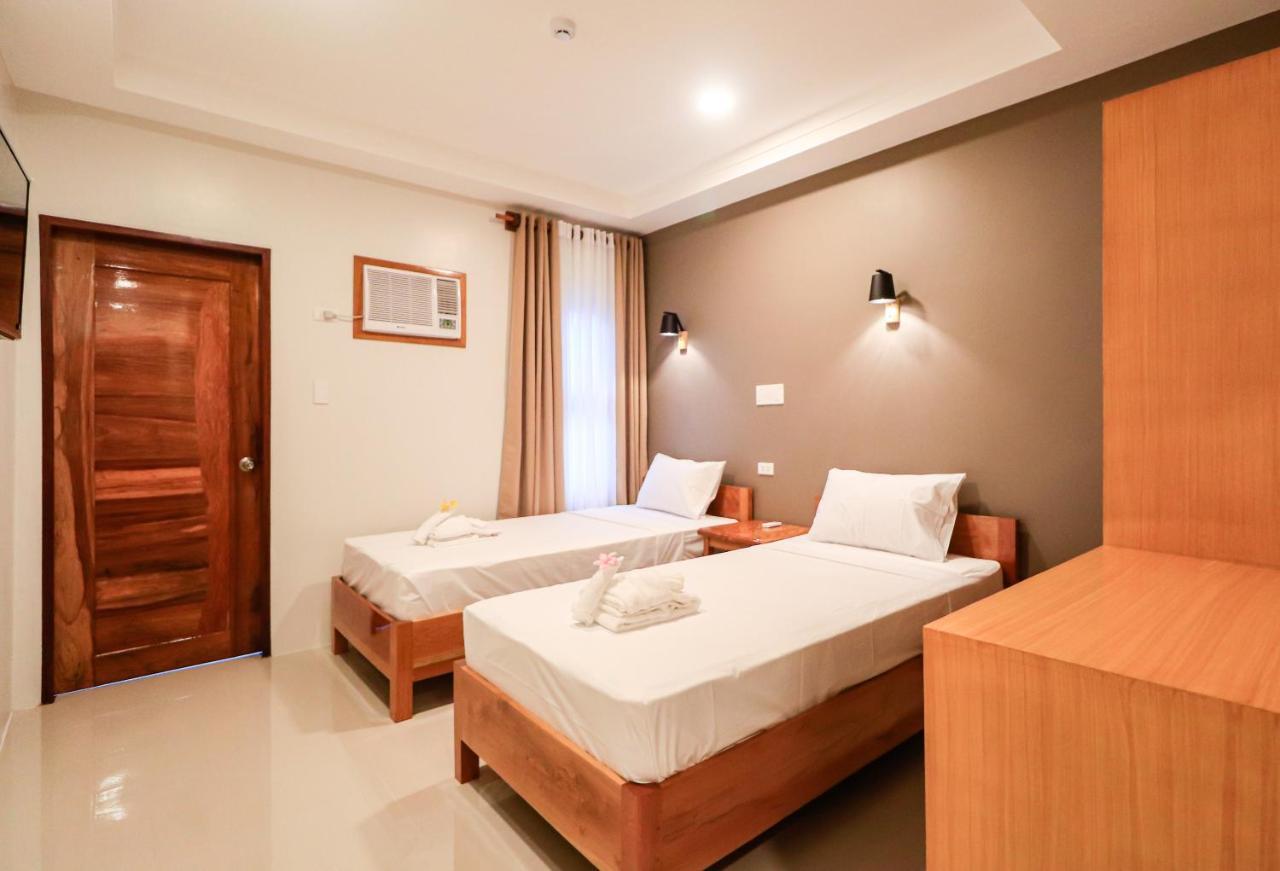 Josefina'S Tourist Inn บูซวงกา ภายนอก รูปภาพ